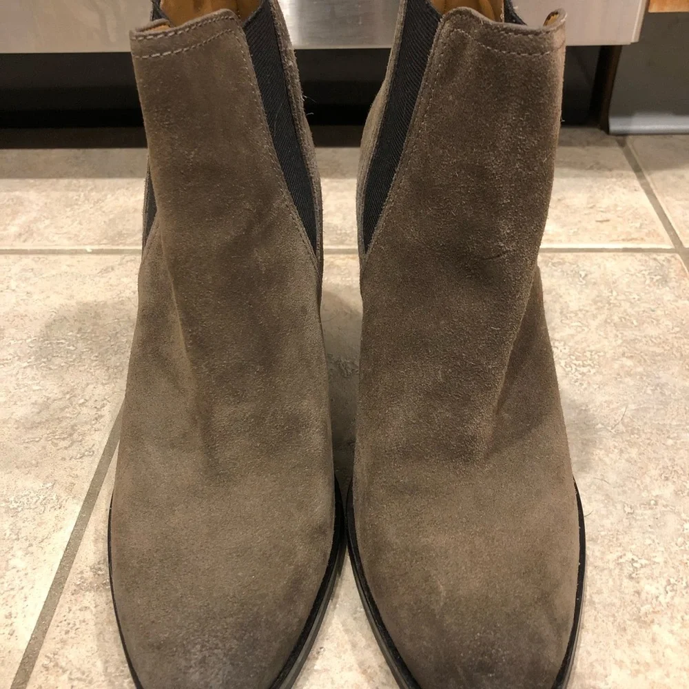 Marc Fisher LTD Women’s Brown Suede Mallory Booties - Picture 5 of 8